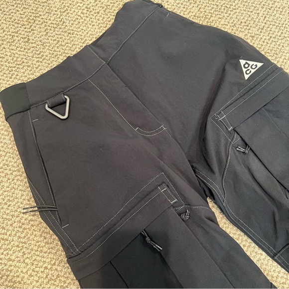 NIKE ACG Women’s Smith Summit Black Cargo Pants Size XS (0-2) Like New - Picture 4 of 7
